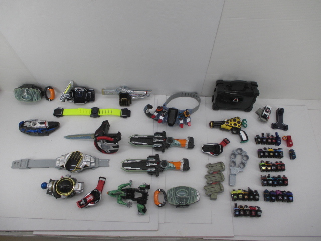 n84733-ty ジャンク品□仮面ライダーゴースト ドライブ フォーゼ n84733-ty ジャンク品□仮面ライダーゴースト ドライブ フォーゼ
