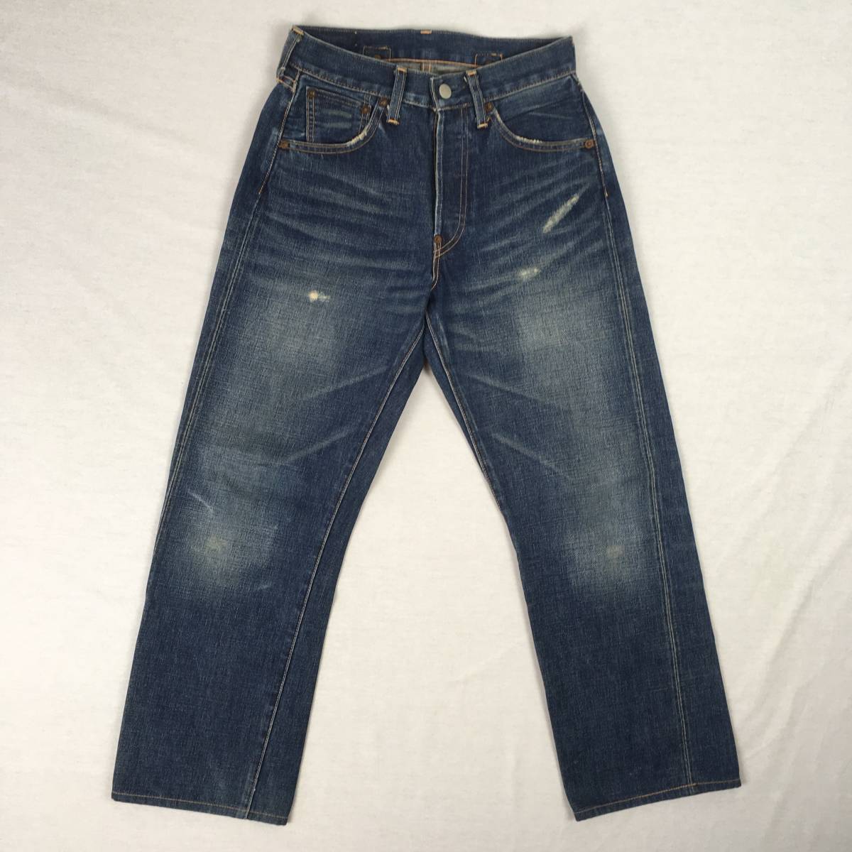 LEVI'S リーバイス VINTAGE CLOTHING LVC 501XX 37501 日本製 01年 1937年復刻 ジーンズ W30 セルビッチ 赤耳 シンチバック ユーズド加工_画像3