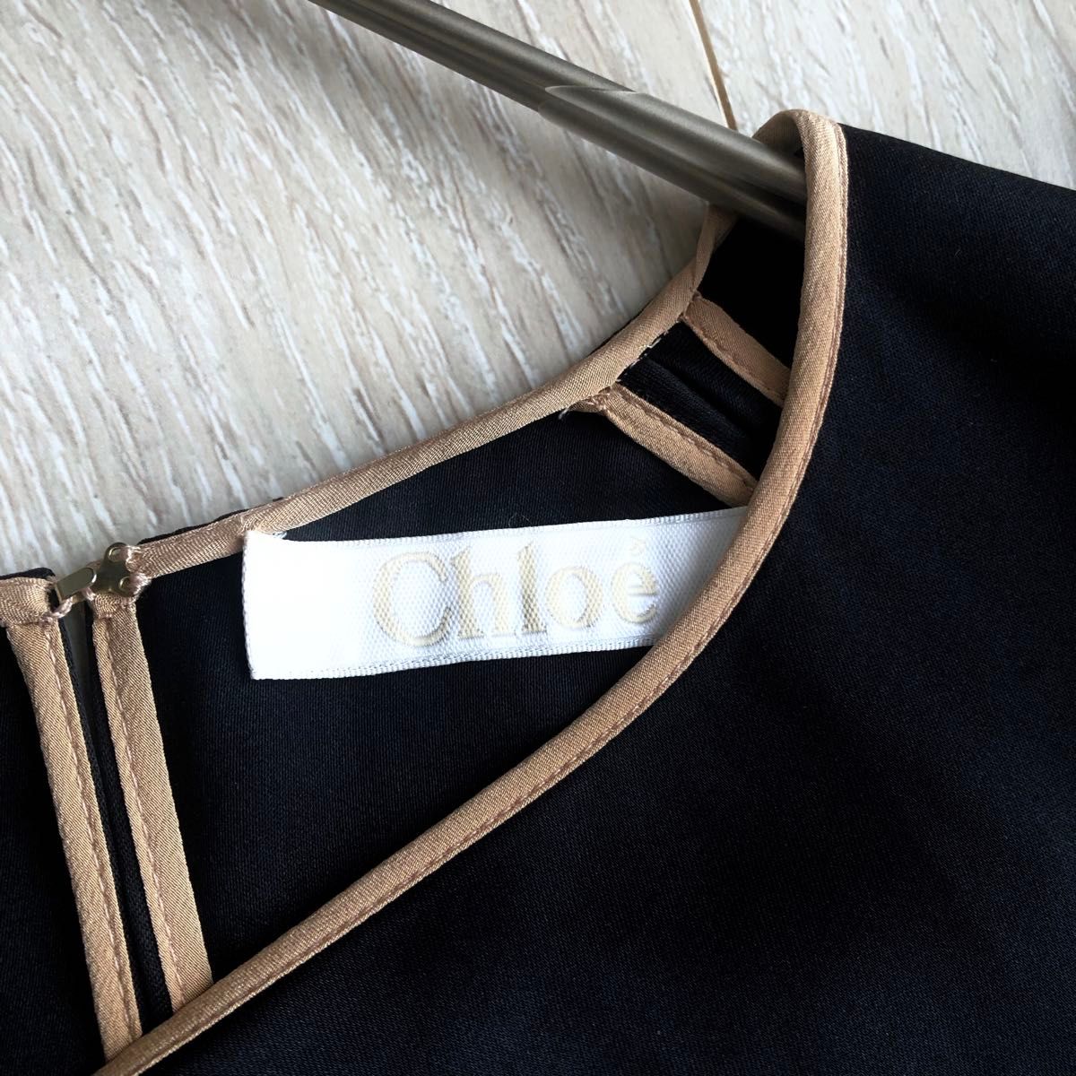 美品 chloe クロエ 高級 シルクワンピース ブラック 黒 フランス 美品 chloe クロエ 高級 シルクワンピース ブラック 黒 フランス