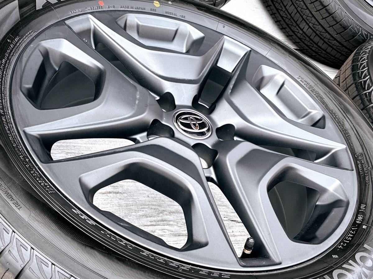 ほぼ新車外し!超美品!RAV4 アドベンチャー 後期 純正 19インチ ほぼ新車外し!超美品!RAV4 アドベンチャー 後期 純正 19インチ