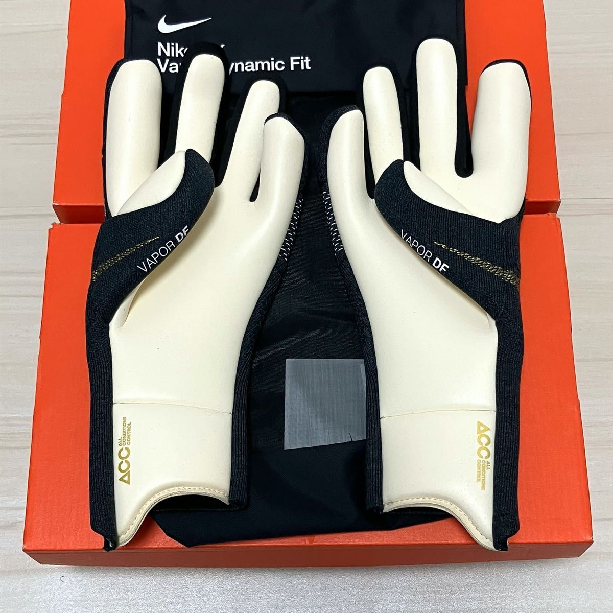 日本未発売 NIKE ナイキ ヴェイパーグリップ3 ダイナミック 日本未発売 NIKE ナイキ ヴェイパーグリップ3 ダイナミック