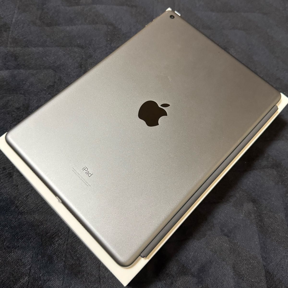 iPad 第9世代 64GB スペースグレー(ケース及びフィルム付 iPad 第9世代 64GB スペースグレー(ケース及びフィルム付