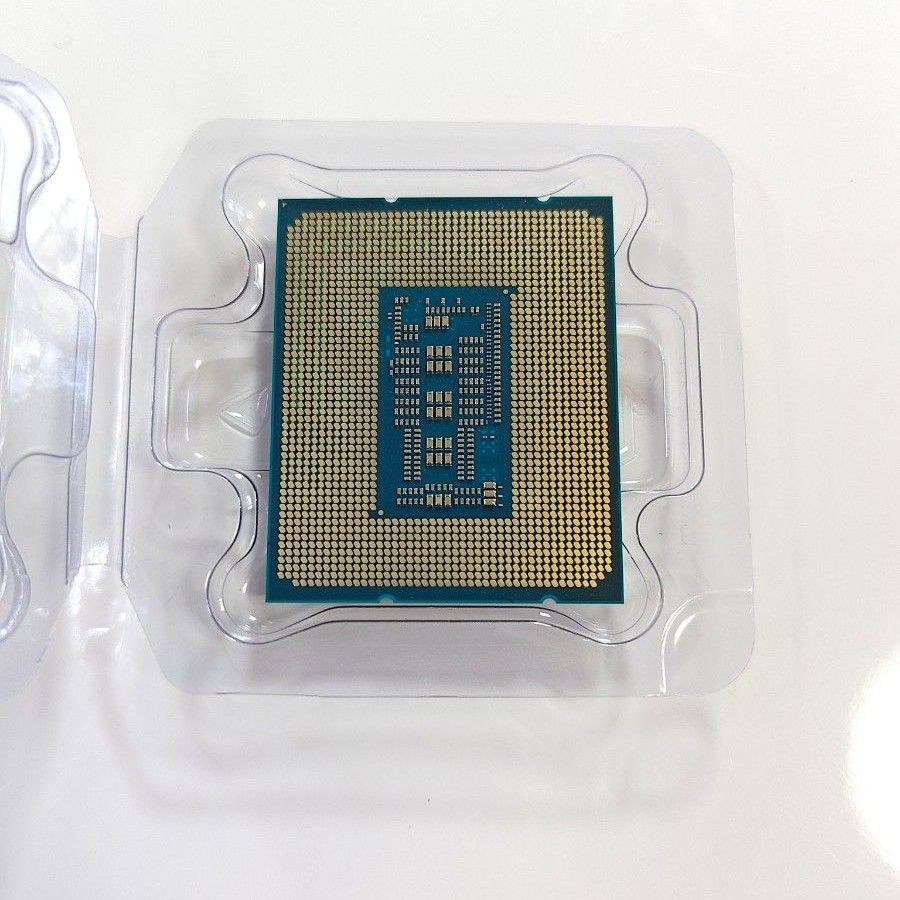 新品未使用【CPU】 Intel Core i7 14700KF│第14世代│LGA1700 新品未使用【CPU】 Intel Core i7 14700KF│第14世代│LGA1700