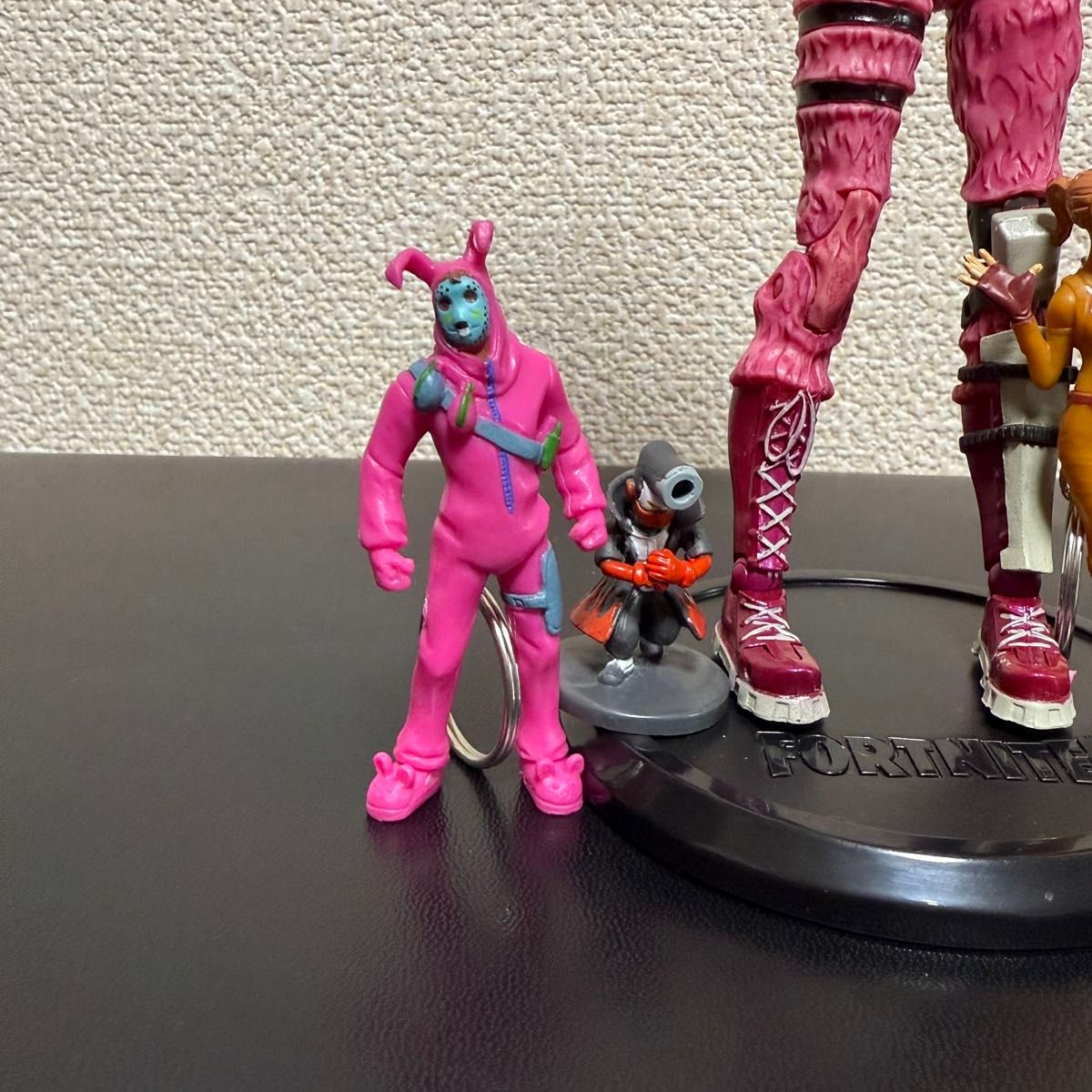 Fortnite フォートナイト ピンクマ フィギュアセット｜Yahoo