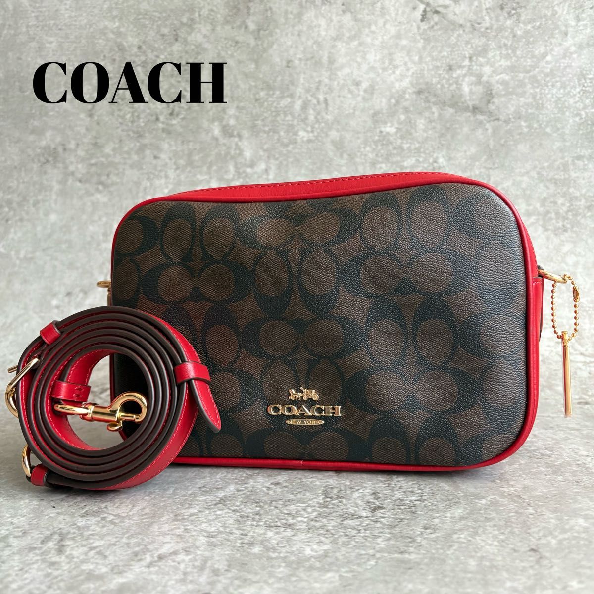 極美品】COACH コーチ シグネチャー カメラバッグ ショルダー 極美品】COACH コーチ シグネチャー カメラバッグ ショルダー