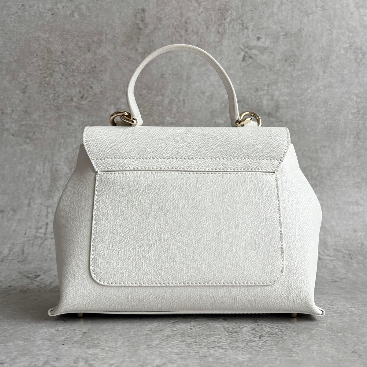 極美品】FURLA フルラ RIBBON リボン トップハンドル 2way 極美品】FURLA フルラ RIBBON リボン トップハンドル 2way