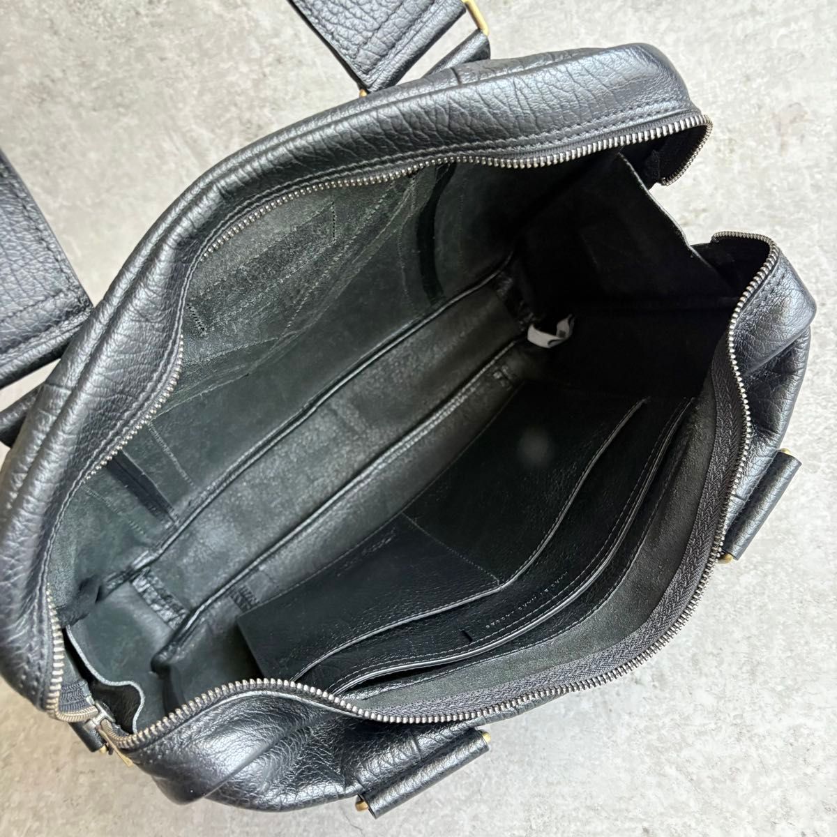 極美品】MARC JACOBS 2way ハンドバッグ ショルダーバッグ 極美品】MARC JACOBS 2way ハンドバッグ ショルダーバッグ