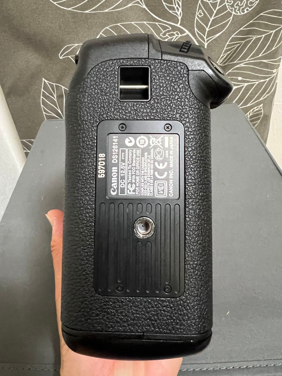 Canon EOS-1D Mark III 本体と付属品|Yahoo!フリマ(旧PayPay Canon EOS-1D Mark III 本体と付属品|Yahoo!フリマ(旧PayPay
