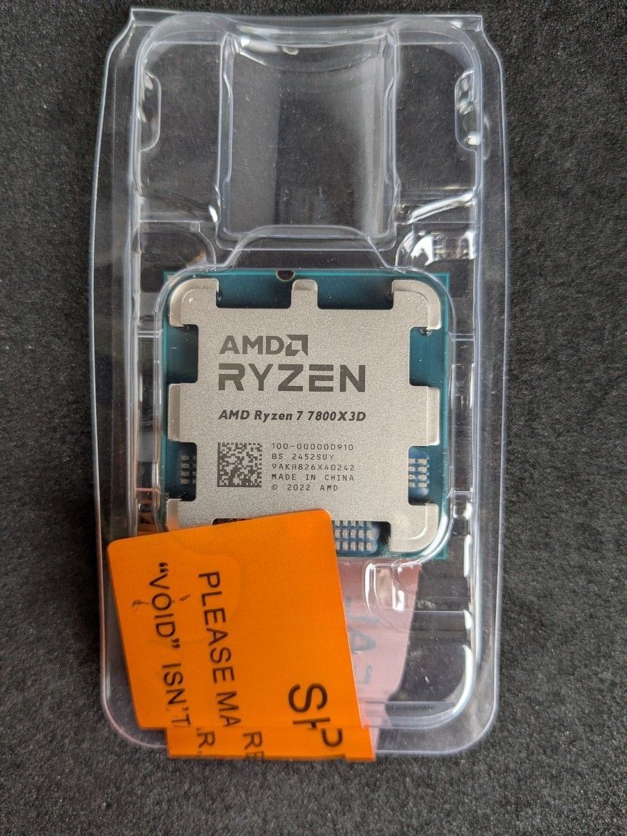 未使用品 AMD Ryzen 7 7800X3D Socket AM5 (バルク品)+Deepcool 未使用品 AMD Ryzen 7 7800X3D Socket AM5 (バルク品)+Deepcool