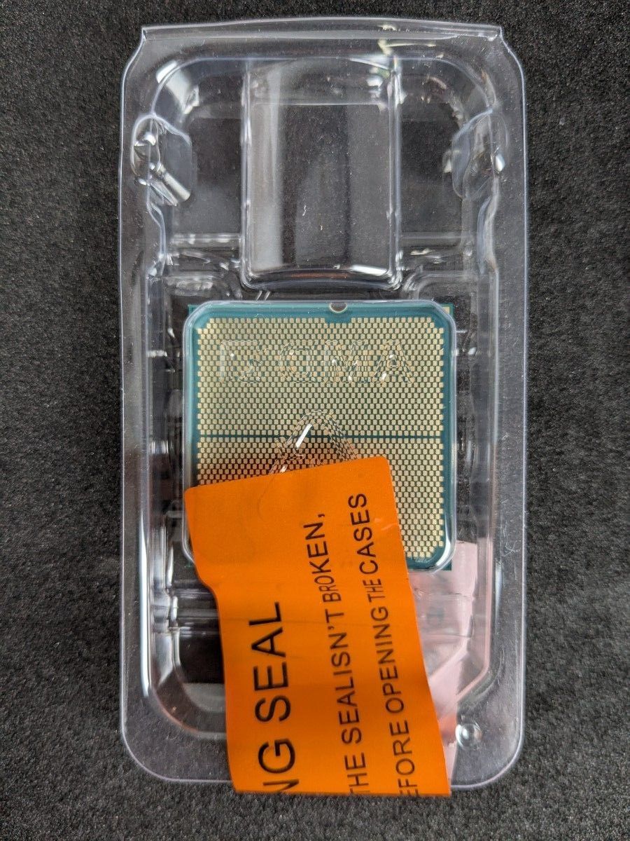 未使用品 AMD Ryzen 7 7800X3D Socket AM5 (バルク品)+Deepcool 未使用品 AMD Ryzen 7 7800X3D Socket AM5 (バルク品)+Deepcool