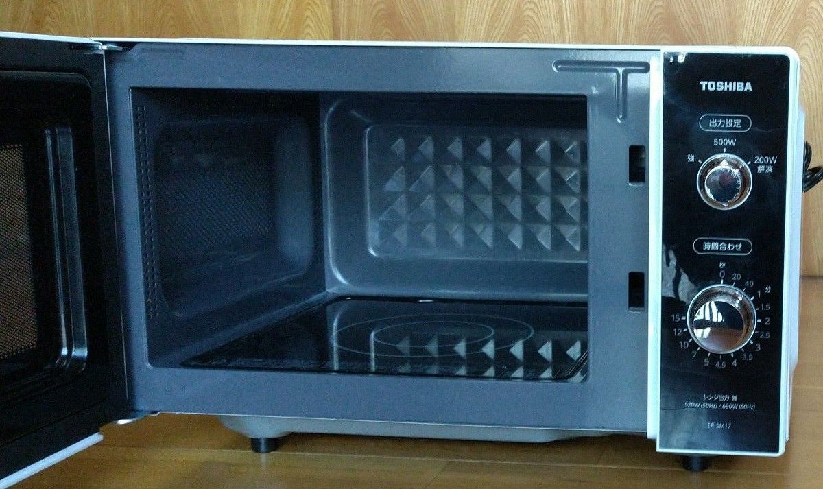 TOSHIBA 電子レンジ ER-SM17 ホワイト 2020年製|Yahoo!フリマ TOSHIBA 電子レンジ ER-SM17 ホワイト 2020年製|Yahoo!フリマ
