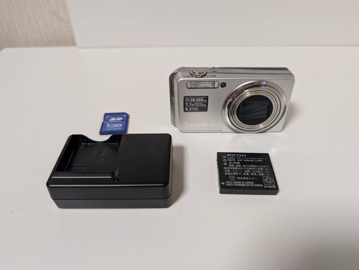 RICOH Caplio R7|Yahoo!フリマ(旧PayPayフリマ) RICOH Caplio R7|Yahoo!フリマ(旧PayPayフリマ)