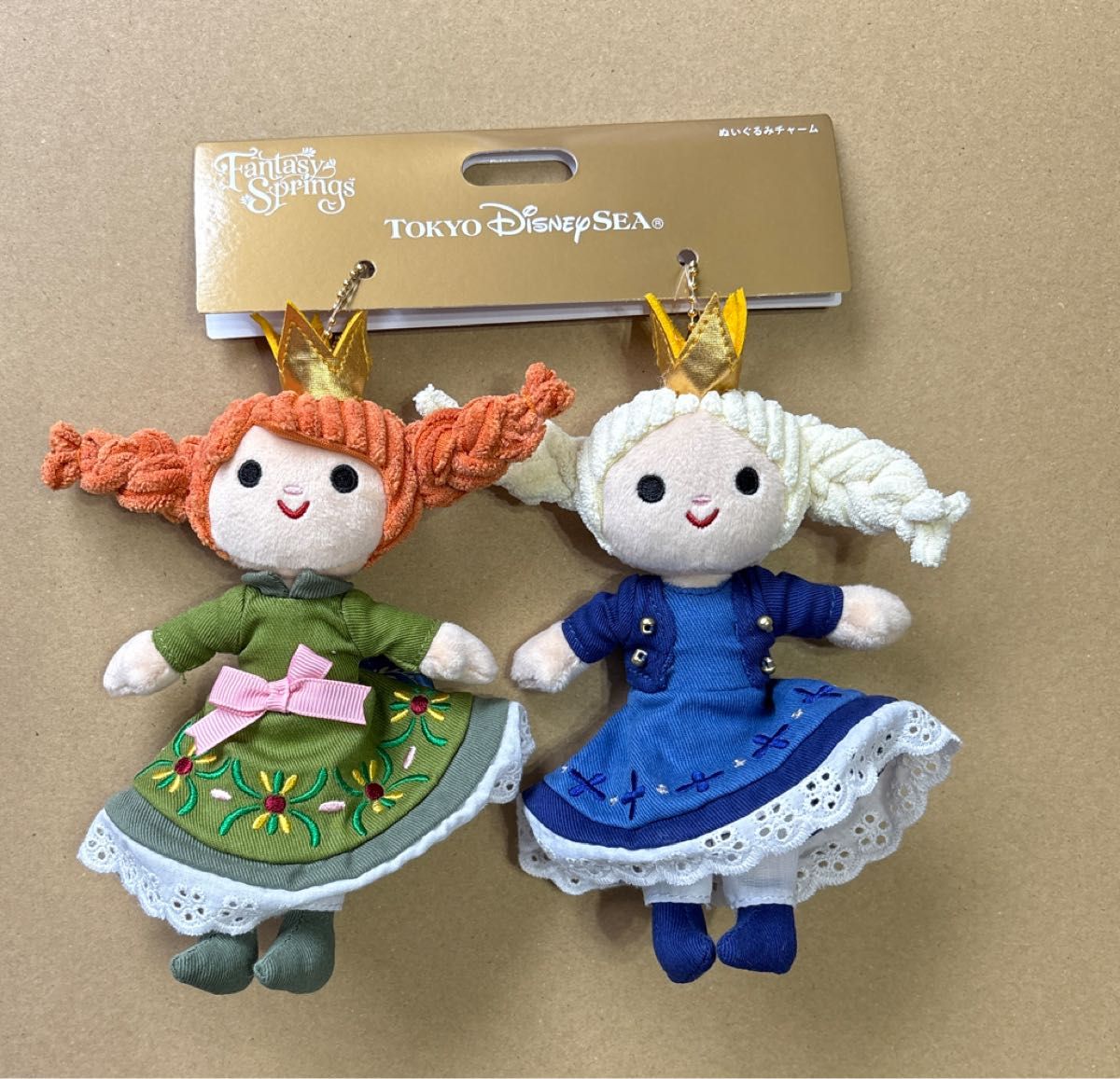 ファンタジースプリングス ぬいぐるみチャーム アナ エルサ アナ ファンタジースプリングス ぬいぐるみチャーム アナ エルサ アナ