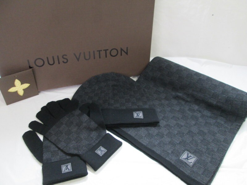 1000円スタート マフラー・手袋・帽子3点まとめ Louis Vuitton 1000円スタート マフラー・手袋・帽子3点まとめ Louis Vuitton