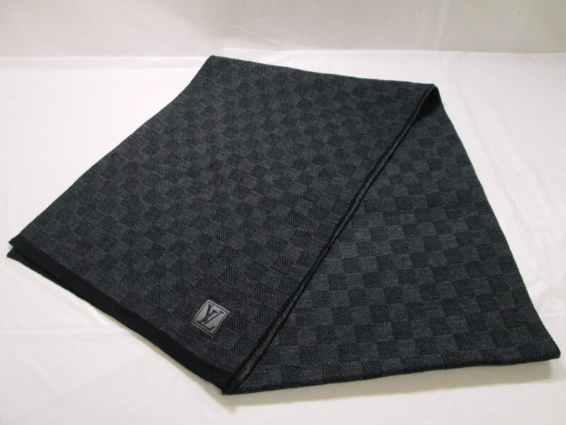 1000円スタート マフラー・手袋・帽子3点まとめ Louis Vuitton 1000円スタート マフラー・手袋・帽子3点まとめ Louis Vuitton