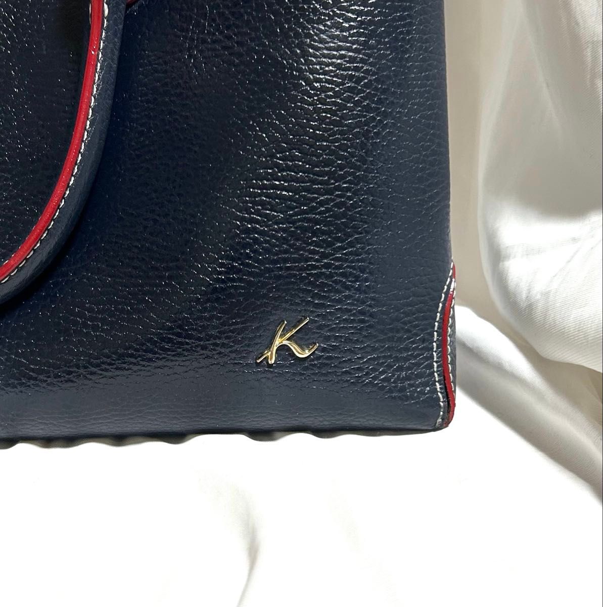 70%引き】キタムラ ハンドバッグ 限定カラー 本革 ネイビー 現行 70%引き】キタムラ ハンドバッグ 限定カラー 本革 ネイビー 現行