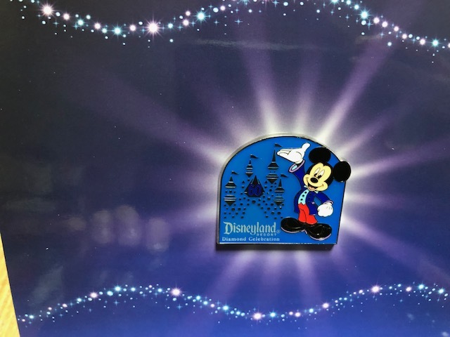  prompt decision Dte*2015 Disney card Club California * Disney Land 60 anniversary pin badge * not for sale 
