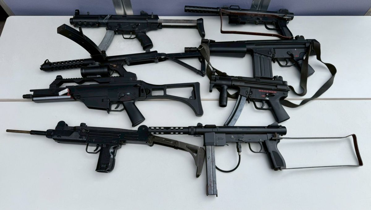 D4KA14O エアガン 電動ガン まとめ SMG UZI 9mm MP5K/AP H&W SW D4KA14O エアガン 電動ガン まとめ SMG UZI 9mm MP5K/AP H&W SW