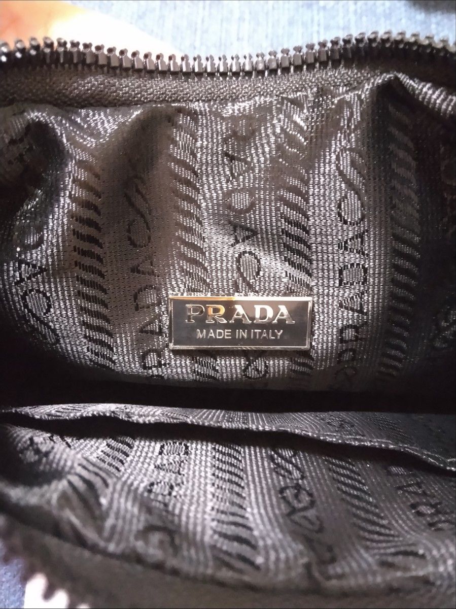 PRADA ナイロン ショルダーバッグポーチ付き|Yahoo!フリマ(旧 PRADA ナイロン ショルダーバッグポーチ付き|Yahoo!フリマ(旧