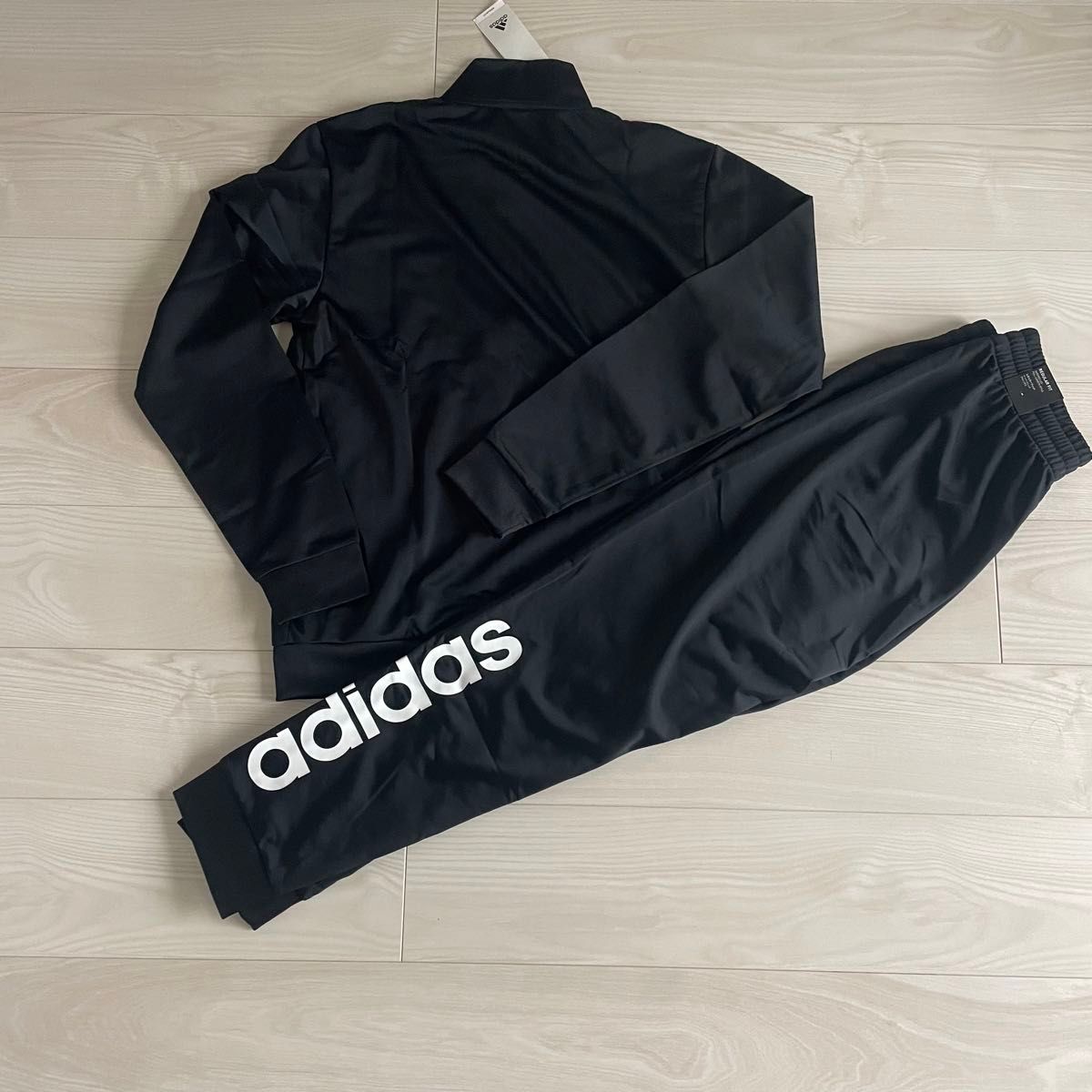 adidas アディダス ジャージ 上下 セットアップ 黒 希少 2XL 未 adidas アディダス ジャージ 上下 セットアップ 黒 希少 2XL 未