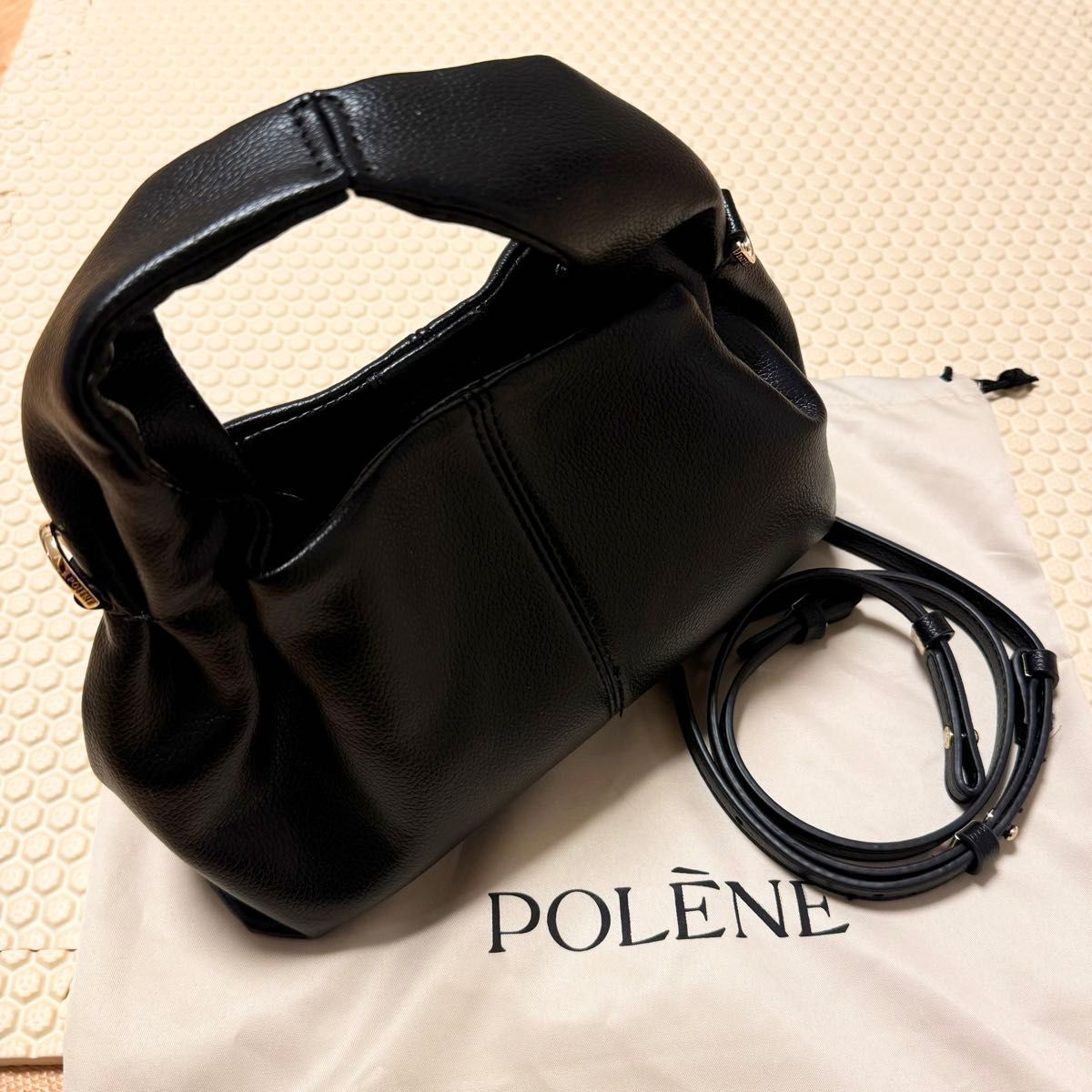 美品 即発送】POLENE ポレーヌ Numero Neuf Mini ショルダー 美品 即発送】POLENE ポレーヌ Numero Neuf Mini ショルダー