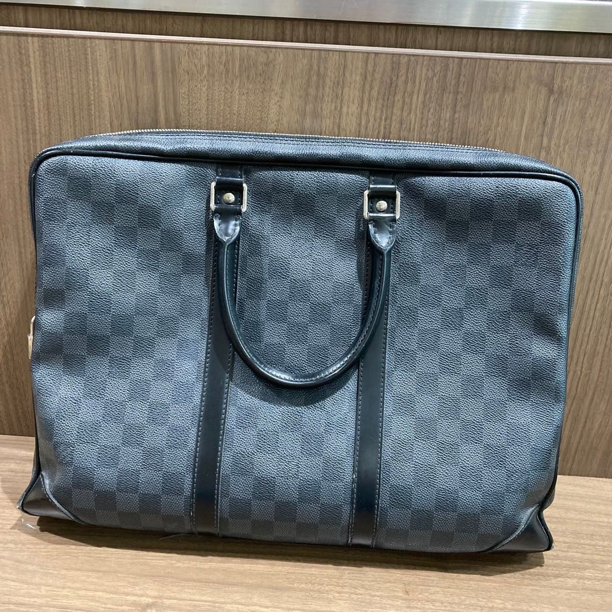 送料無料特集 | 激安の新品・型落ち・アウトレット LOUIS ポルトドキュ ダミエグラフィット ルイヴィトン VUITTON バッグ