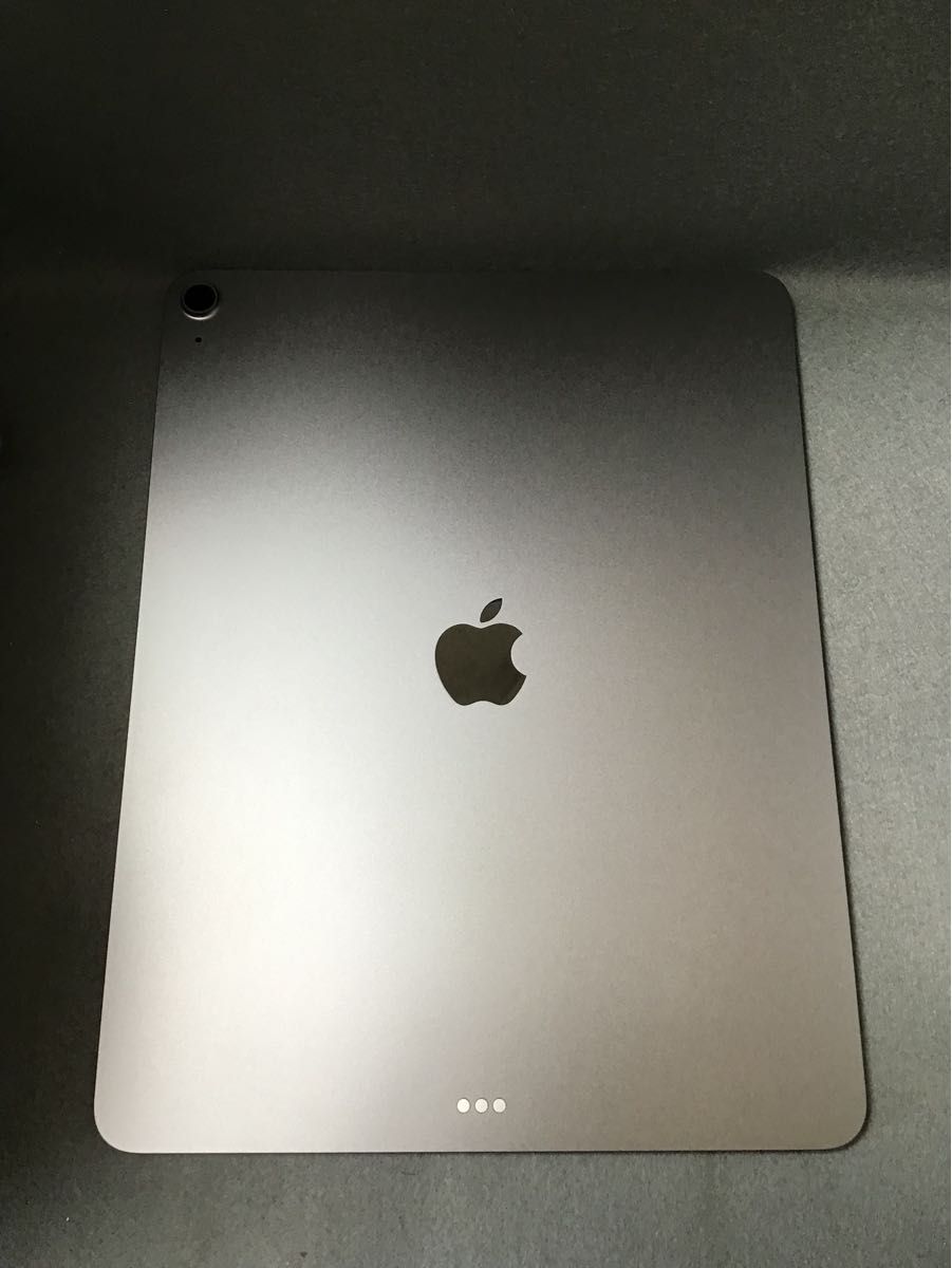 ほぼ新品 国内版 iPad Air 13インチ M3 Wi-Fi版 256GB スペース ほぼ新品 国内版 iPad Air 13インチ M3 Wi-Fi版 256GB スペース