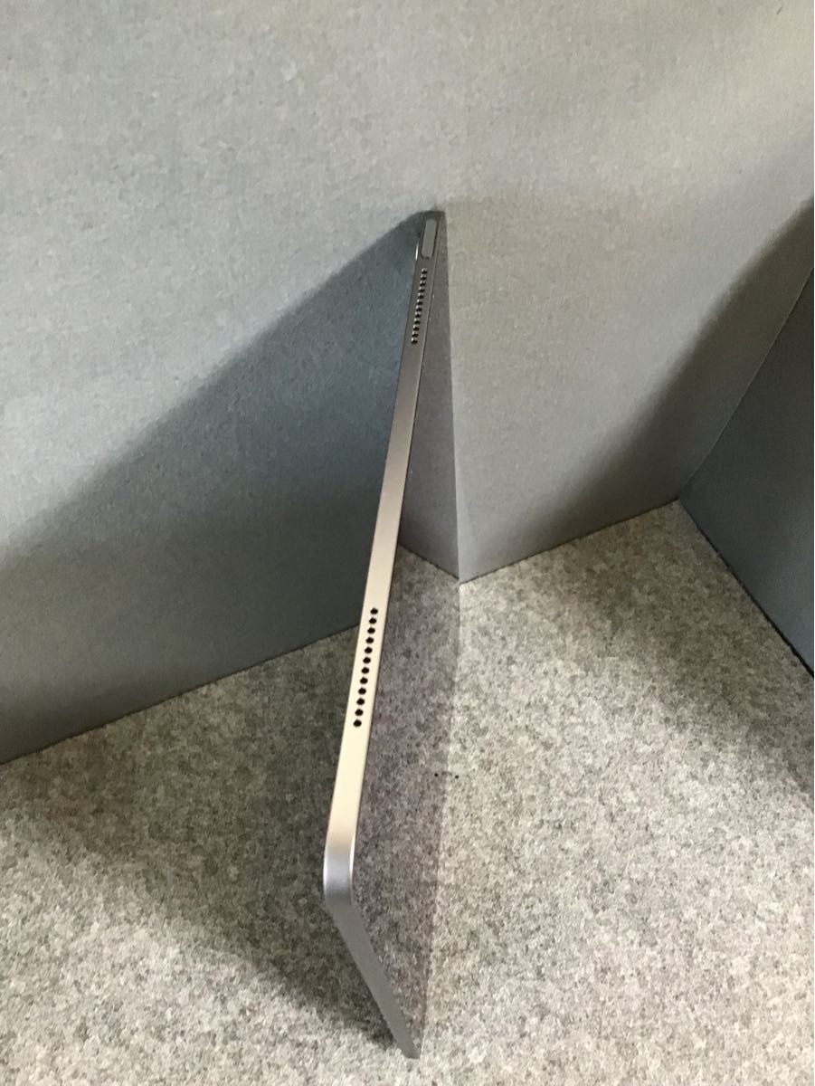 ほぼ新品 国内版 iPad Air 13インチ M3 Wi-Fi版 256GB スペース ほぼ新品 国内版 iPad Air 13インチ M3 Wi-Fi版 256GB スペース