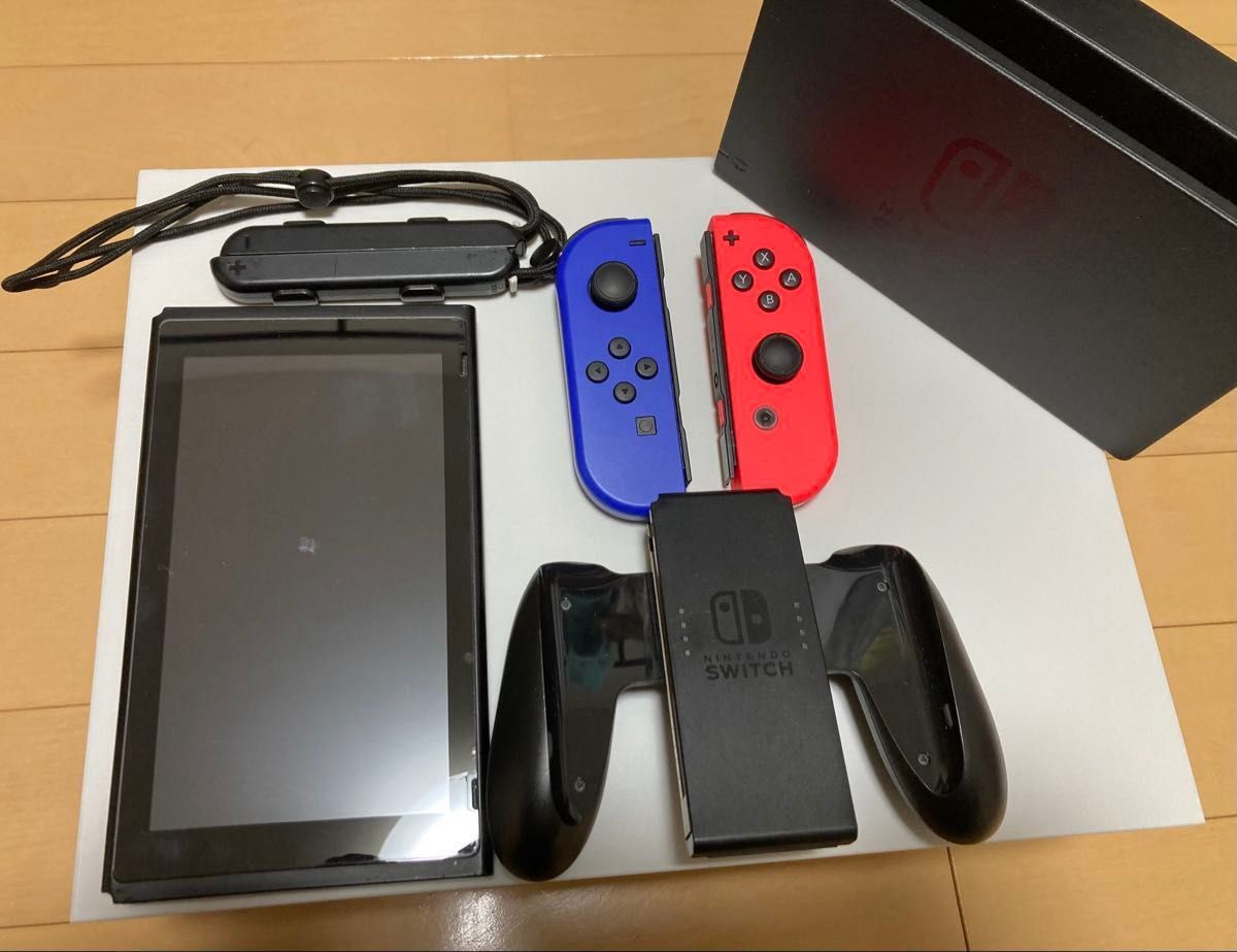 Nintendo Switch 1式セット(HAC-001 2017年製)|Yahoo!フリマ Nintendo Switch 1式セット(HAC-001 2017年製)|Yahoo!フリマ