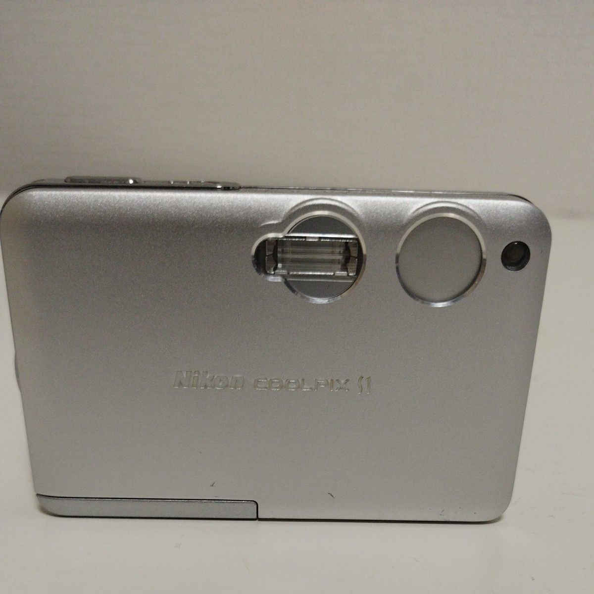 Nikon COOLPIX S1 デジタルカメラ シルバー|Yahoo!フリマ(旧 Nikon COOLPIX S1 デジタルカメラ シルバー|Yahoo!フリマ(旧
