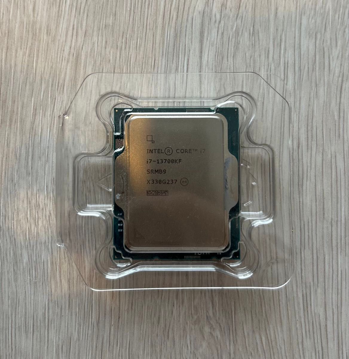 CPU】Intel Core i7-13700KF 箱無し|Yahoo!フリマ(旧PayPay CPU】Intel Core i7-13700KF 箱無し|Yahoo!フリマ(旧PayPay