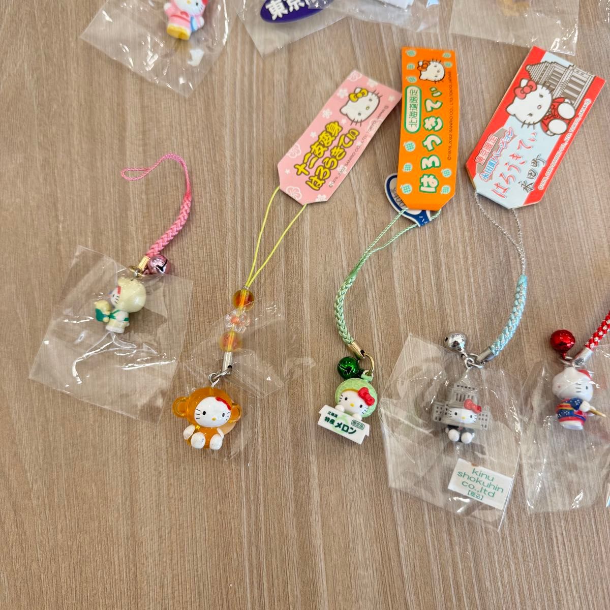 ご当地キティ ハローキティ ストラップ 19個セット まとめ売り ご当地キティ ハローキティ ストラップ 19個セット まとめ売り