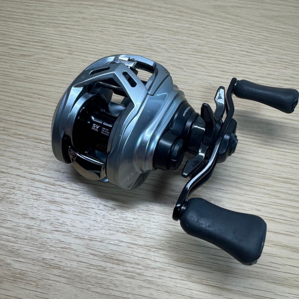 ダイワ アルファス SV TW 800H DAIWA ALPHAS 7 1 ベイトリール ダイワ アルファス SV TW 800H DAIWA ALPHAS 7 1 ベイトリール