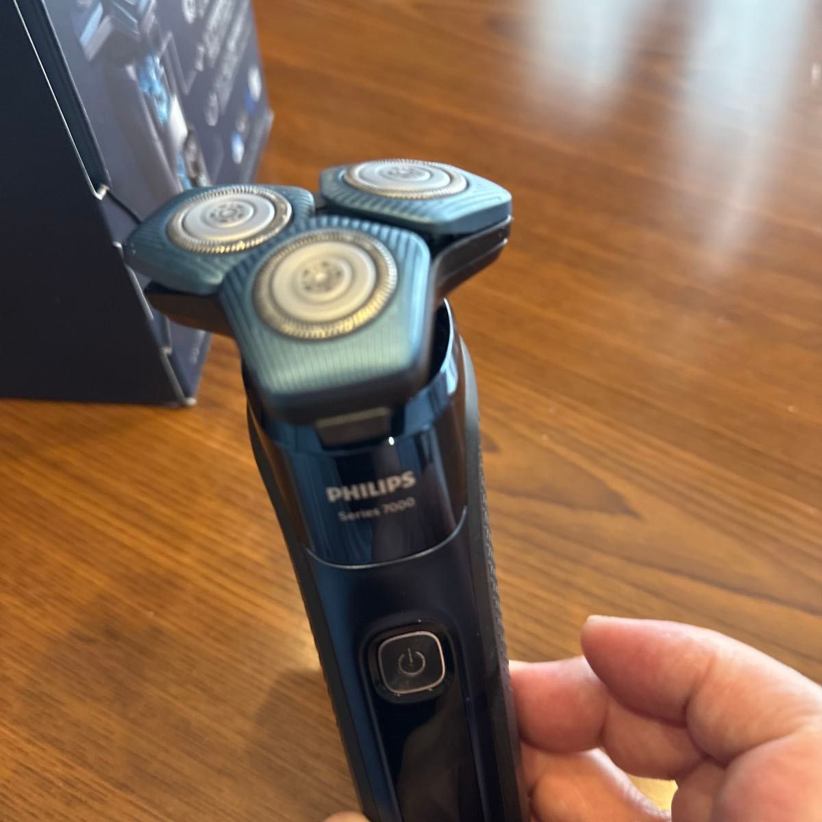 PHILIPS フィリップス 電動シェーバー 7000シリーズ S7782/57 PHILIPS フィリップス 電動シェーバー 7000シリーズ S7782/57