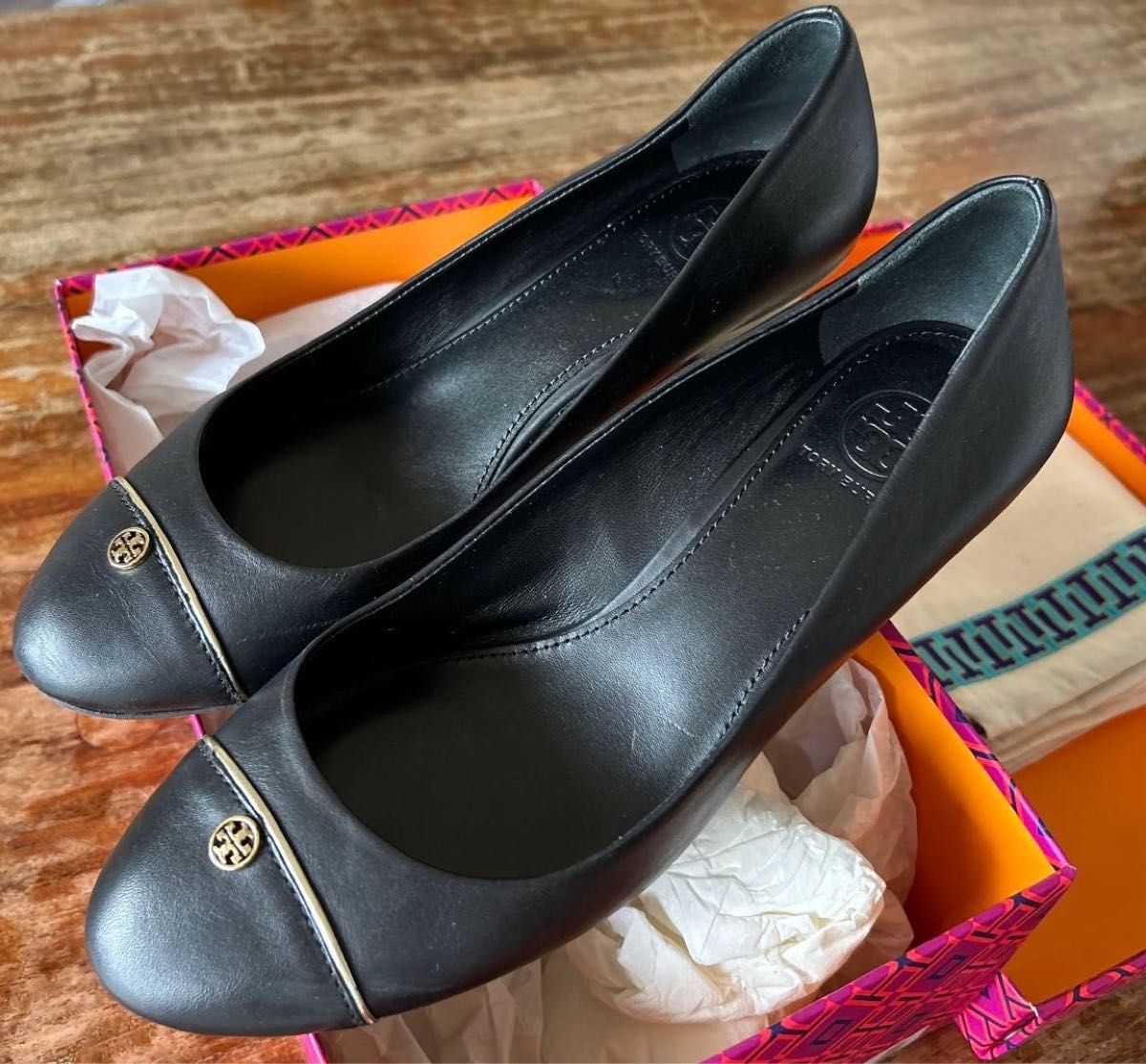 トリーバーチ ブラック 本革 TORY BURCH ウェッジソール ヒール トリーバーチ ブラック 本革 TORY BURCH ウェッジソール ヒール