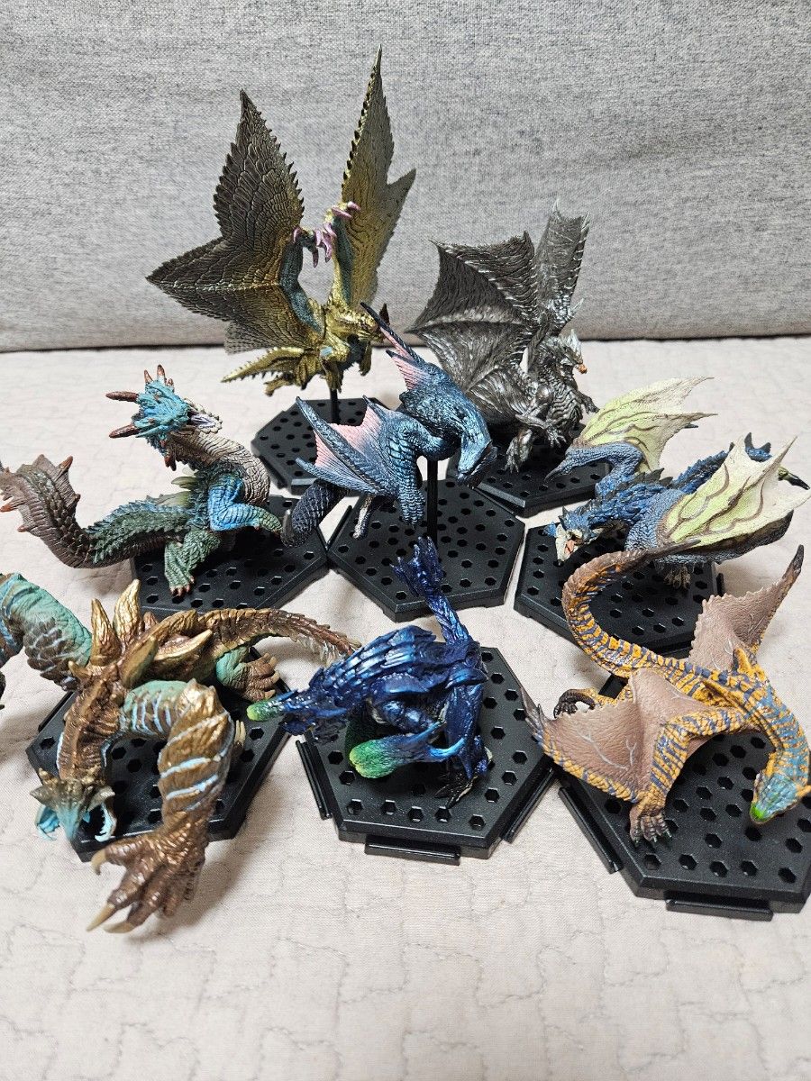 早い者勝ち】モンハン スタンダードモデル フィギュアセット 早い者勝ち】モンハン スタンダードモデル フィギュアセット