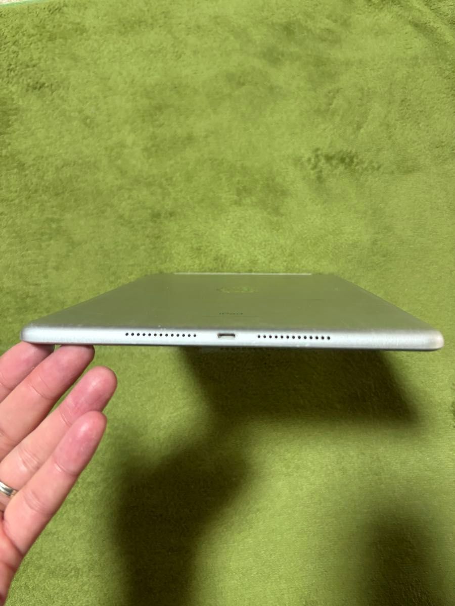iPad 第9世代 64GB cellularモデル SIMフリー バッテリー97 iPad 第9世代 64GB cellularモデル SIMフリー バッテリー97