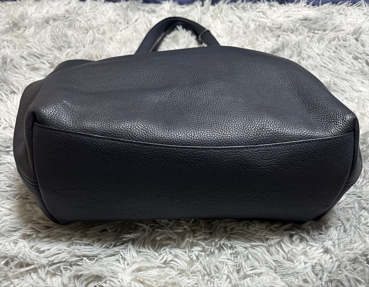 COACH コーチ 美品 メトロポリタン ソフトトートバック レザー COACH コーチ 美品 メトロポリタン ソフトトートバック レザー