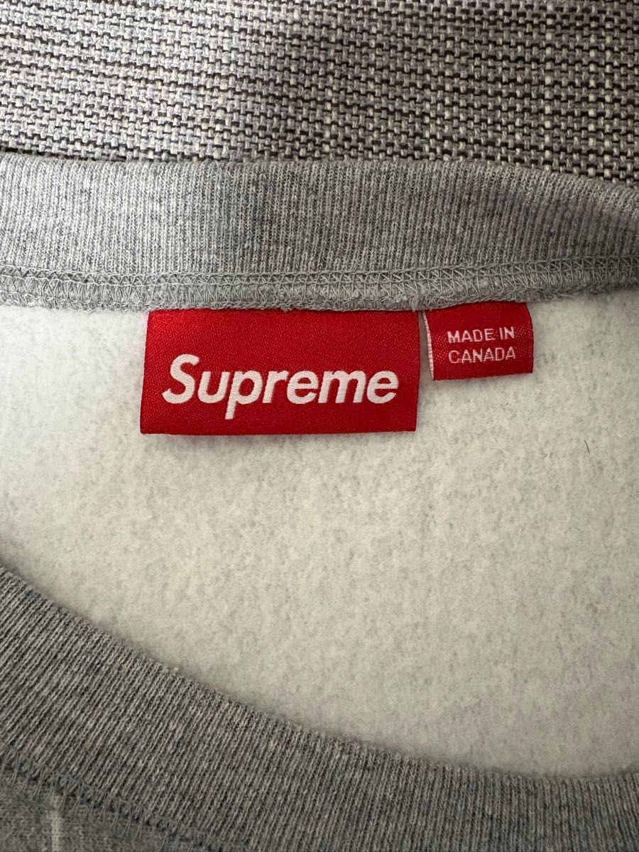 24SS Supreme Pinstripe Crewneck シュプリーム クルーネック 24SS Supreme Pinstripe Crewneck シュプリーム クルーネック