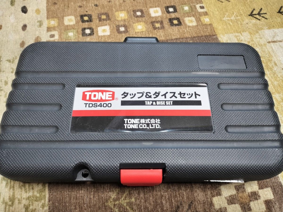 美品】TONE トネ TDS400 セット内容40点 17サイズのタップ 美品】TONE トネ TDS400 セット内容40点 17サイズのタップ