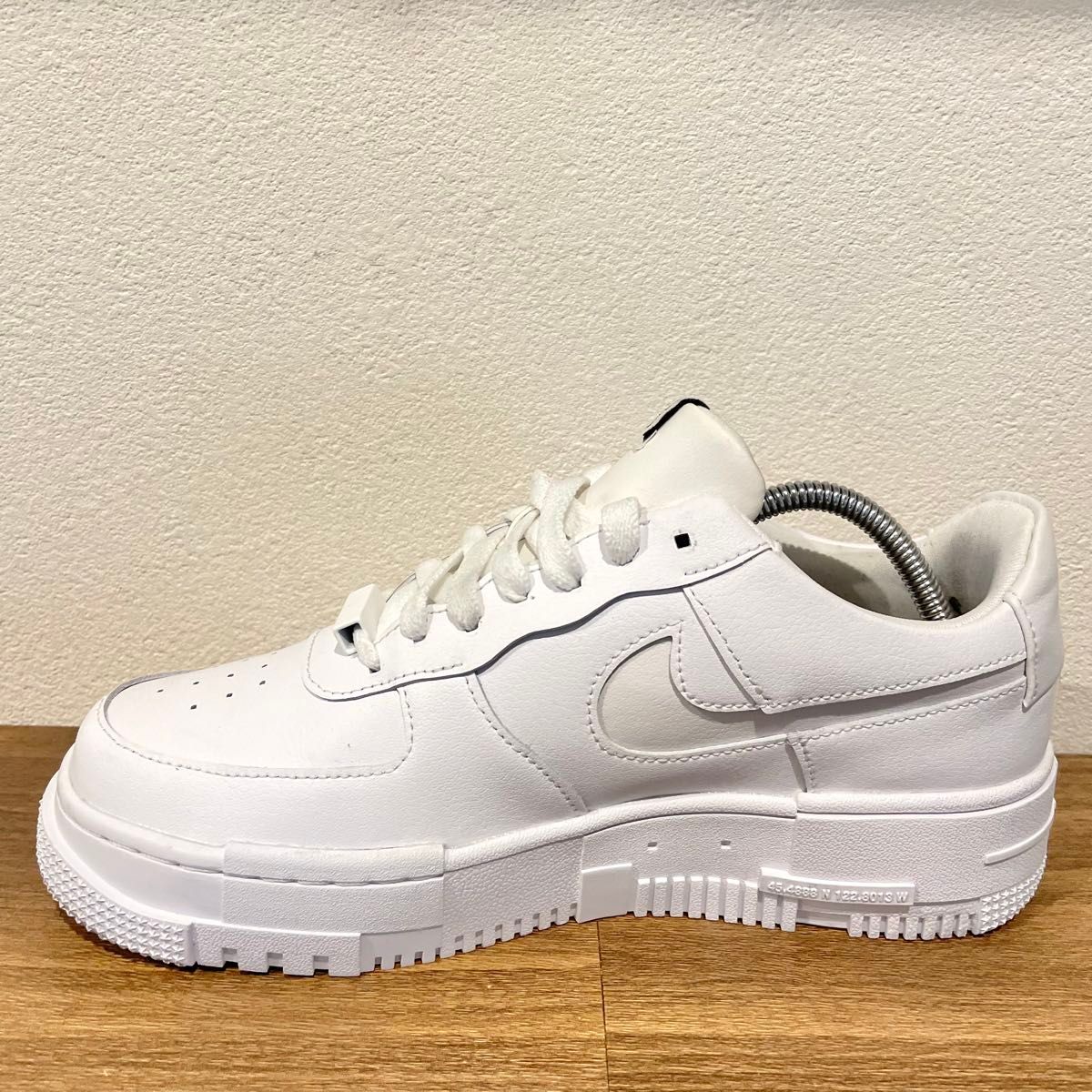 NIKE WMNS AIR FORCE 1 PIXEL ナイキ エア フォース ワン NIKE WMNS AIR FORCE 1 PIXEL ナイキ エア フォース ワン