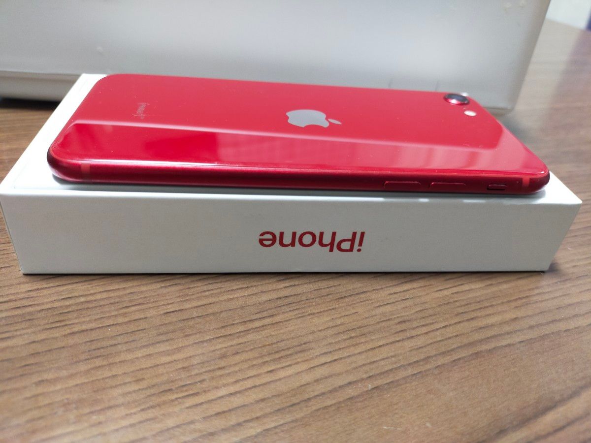 iPhone SE3 64GB 純正バッテリー ソフトバンク 第3世代 赤 SIM iPhone SE3 64GB 純正バッテリー ソフトバンク 第3世代 赤 SIM