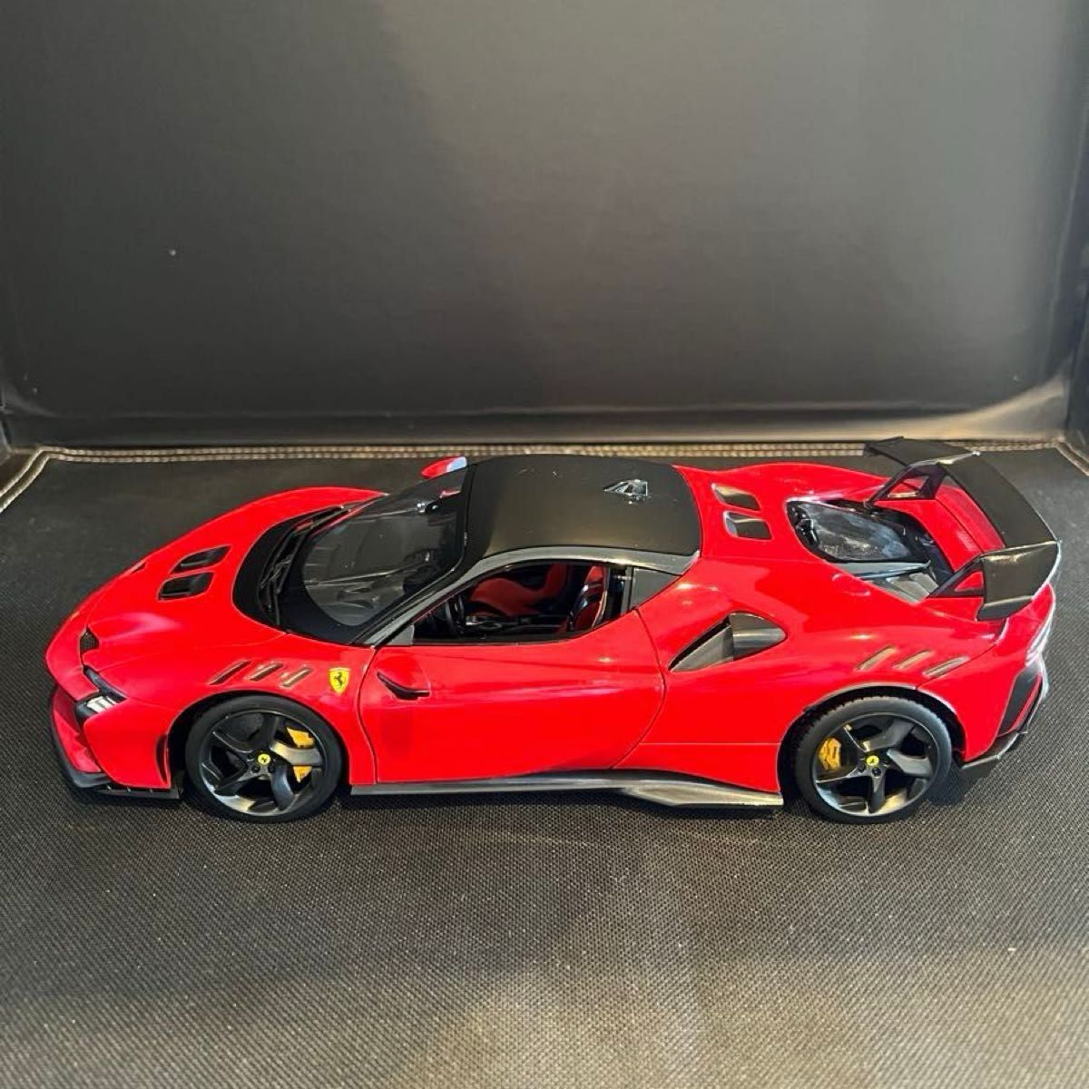 ミニカー1/18 4台 Ferrari812/SF90XX ベンツAMG one ミニカー1/18 4台 Ferrari812/SF90XX ベンツAMG one