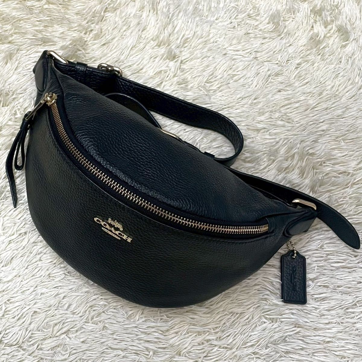 極美品】COACH コーチ ボディバッグ レザー 本革 ブラック 黒 極美品】COACH コーチ ボディバッグ レザー 本革 ブラック 黒