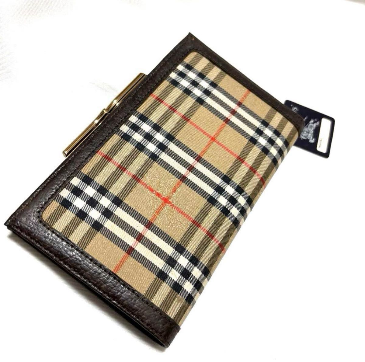 未使用品 BURBERRY バーバリー ノバチェック 折り財布 金がま口 未使用品 BURBERRY バーバリー ノバチェック 折り財布 金がま口