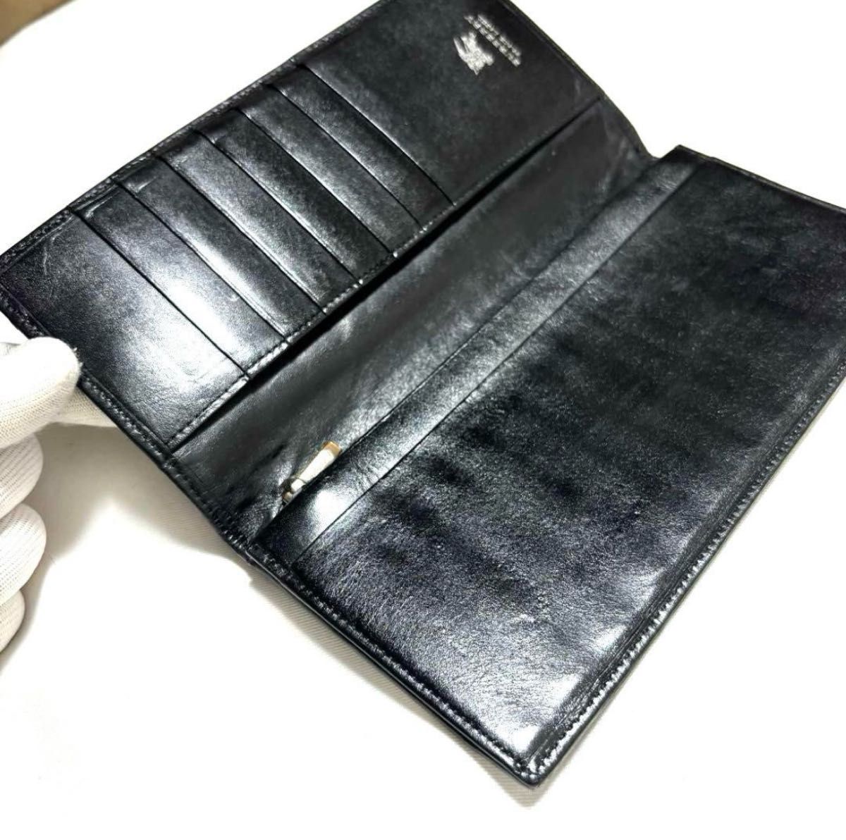 美品BURBERRYバーバリー 折り財布 黒 ブラック シャドーホース 美品BURBERRYバーバリー 折り財布 黒 ブラック シャドーホース