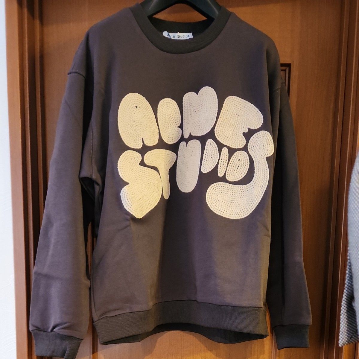 Acne Studios バブルロゴスウェット|Yahoo!フリマ(旧PayPay Acne Studios バブルロゴスウェット|Yahoo!フリマ(旧PayPay