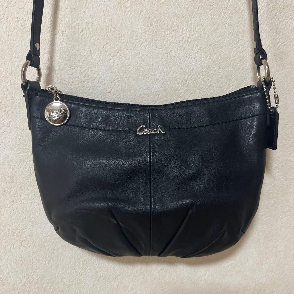 美品 コーチ ショルダーバッグ レザー ブラック系 COACH ミニ 美品 コーチ ショルダーバッグ レザー ブラック系 COACH ミニ