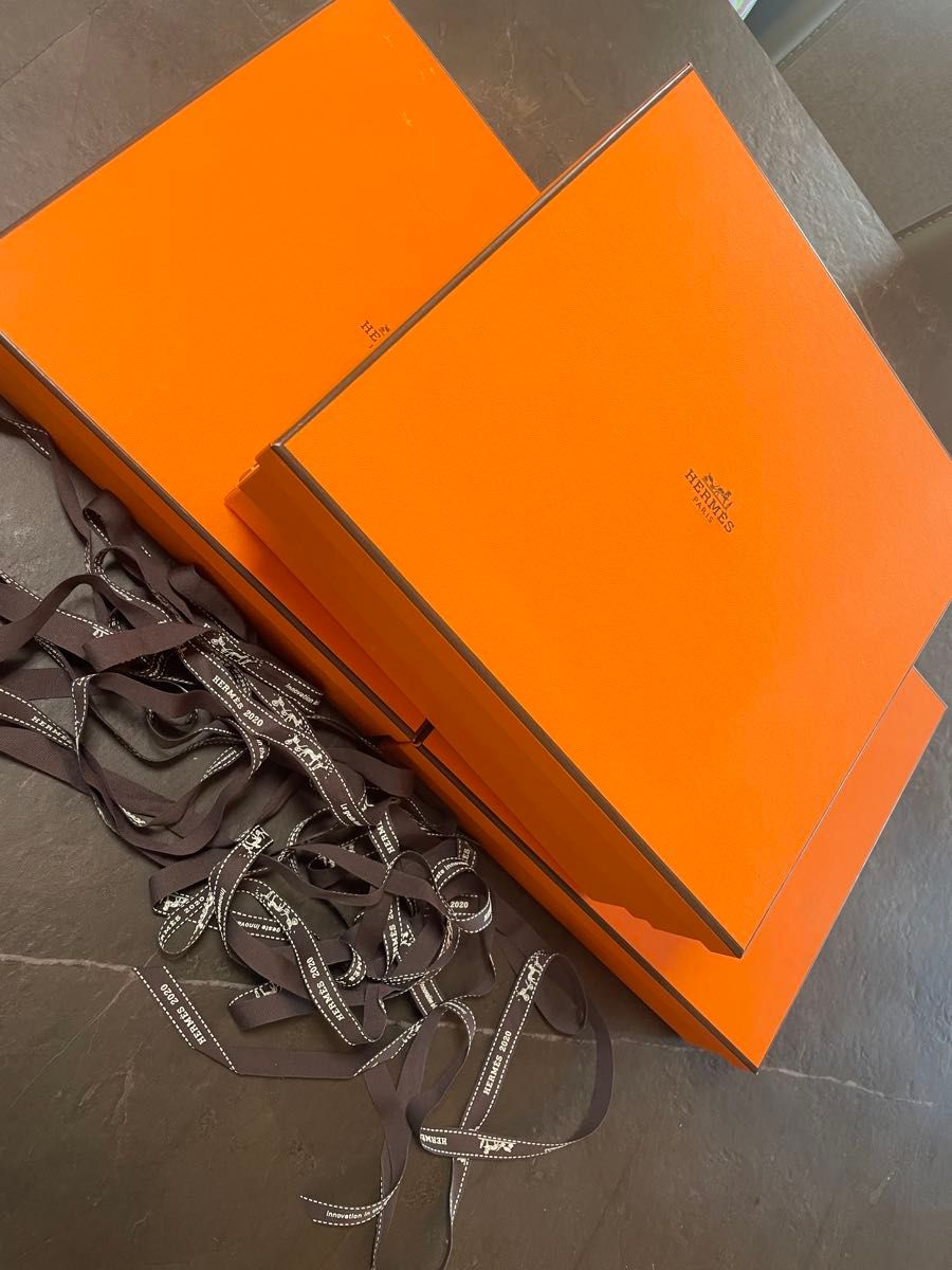 エルメス HERMES 空き箱 食器 皿 空箱 25cm ギフトボックス エルメス HERMES 空き箱 食器 皿 空箱 25cm ギフトボックス