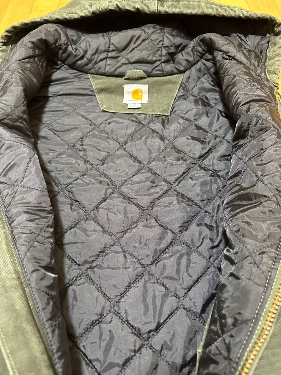 carhartt カーハート (メキシコ製)ダックベスト フード付き RN carhartt カーハート (メキシコ製)ダックベスト フード付き RN